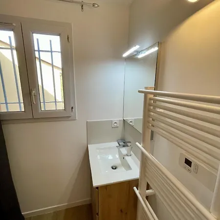 Pinede Vue Clim Jacuzzi הייר