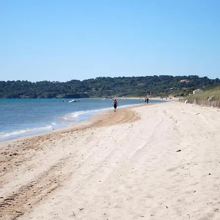 Pinede Plage 5 Personnes Climatisation Vue Mer Et Parc Hyères