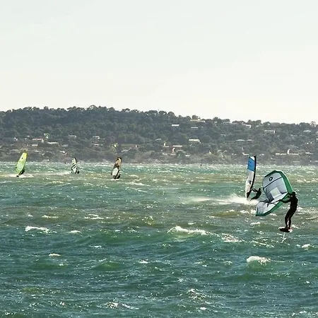 شقة Pinede Plage 5 Personnes Climatisation Vue Mer Et Parc *