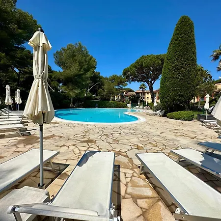 شقة Pinede Plage 5 Personnes Climatisation Vue Mer Et Parc