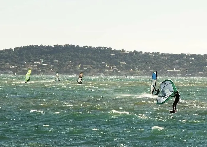 Appartamento Pinede Vue Accés Direct à La De La Badine Clim Jacuzzi Piscine *