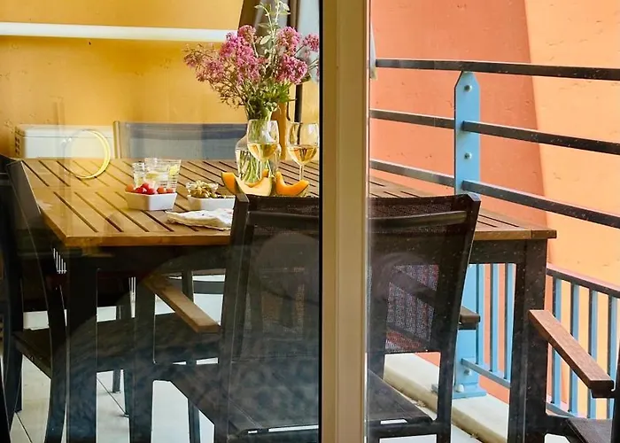 Appartamento Pinede Vue Accés Direct à La De La Badine Clim Jacuzzi Piscine